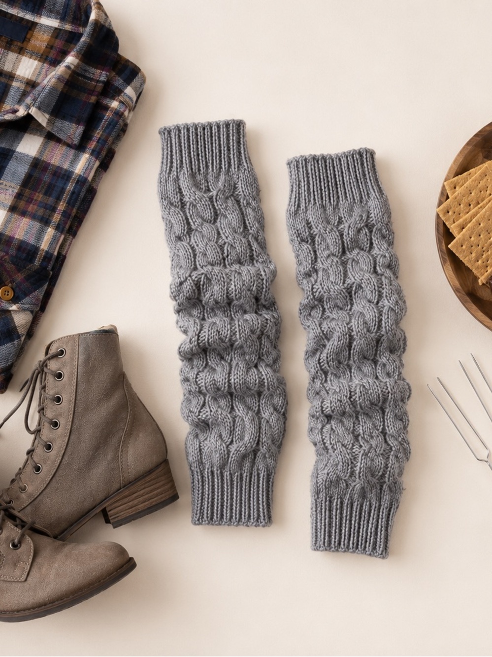 NWOT Chunky Cable Knit arm / Leg Warmers — Gray